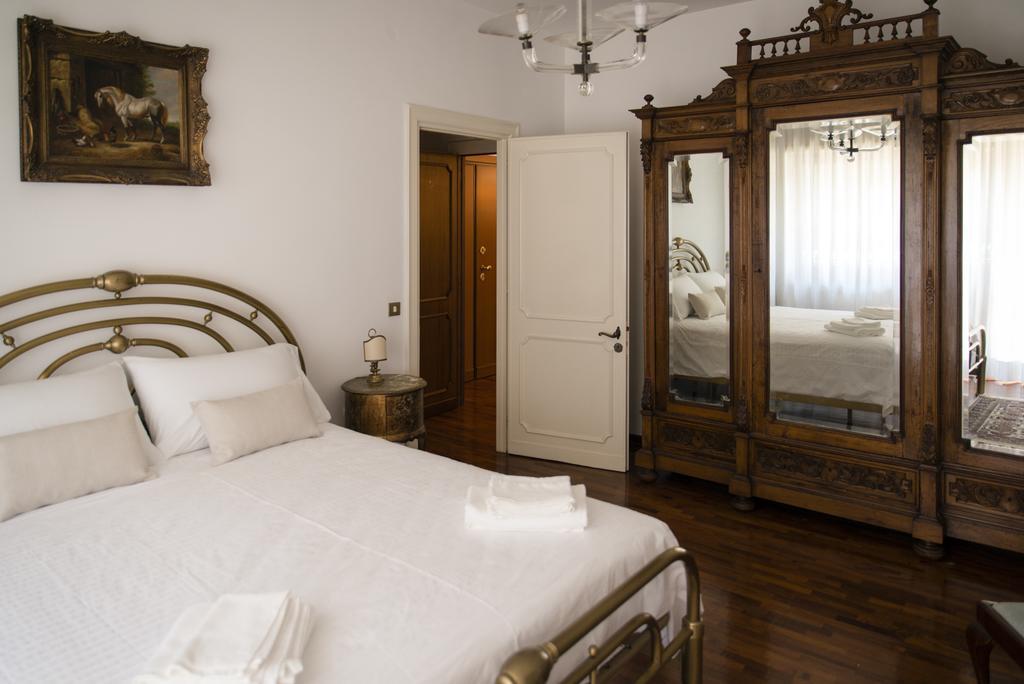 Plumbird Boutique & Apartment Roma Esterno foto